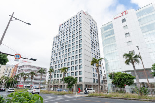 【やんばるジェラート付】那覇の景色と共に味わう沖縄ジェラート